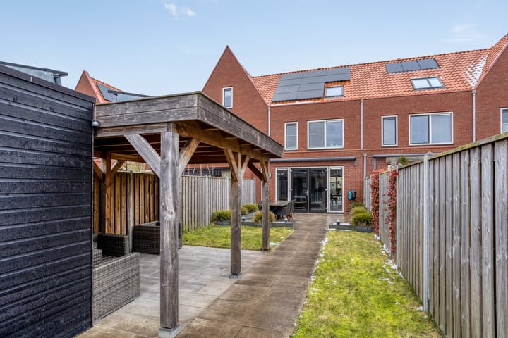 Photo 5 of Oeverpad 295