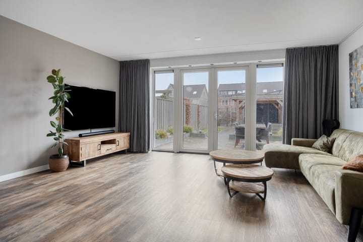 Photo 17 of Oeverpad 295