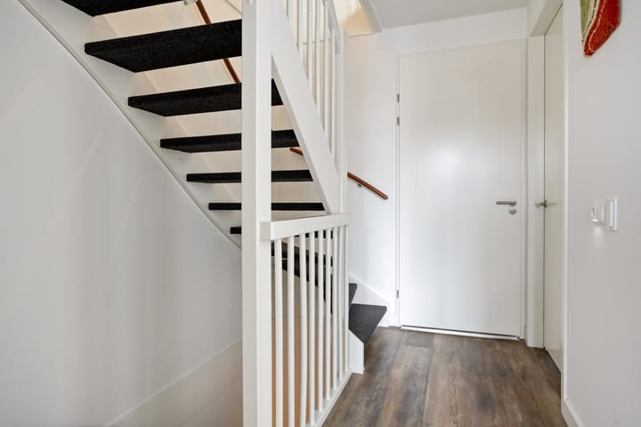 Photo 28 of Oeverpad 295