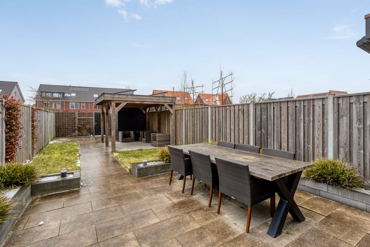 Photo 48 of Oeverpad 295