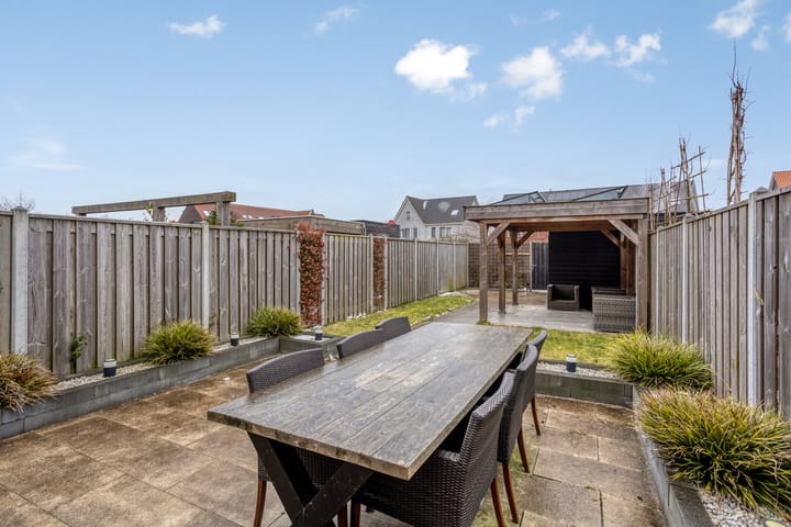 Photo 49 of Oeverpad 295