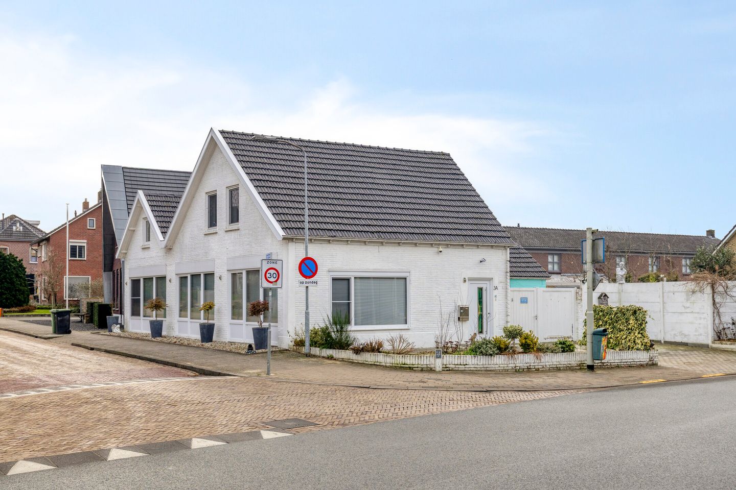 Photo 4 of Beeklaan 3-A
