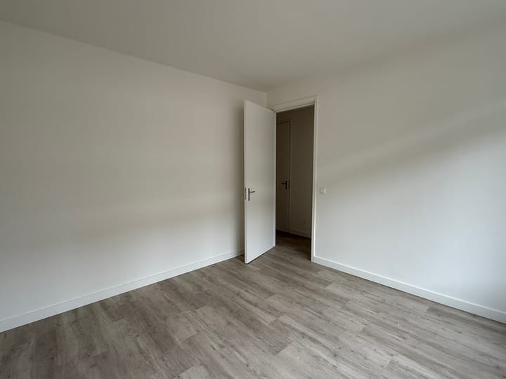 Foto 6 van Middenweg 145-1