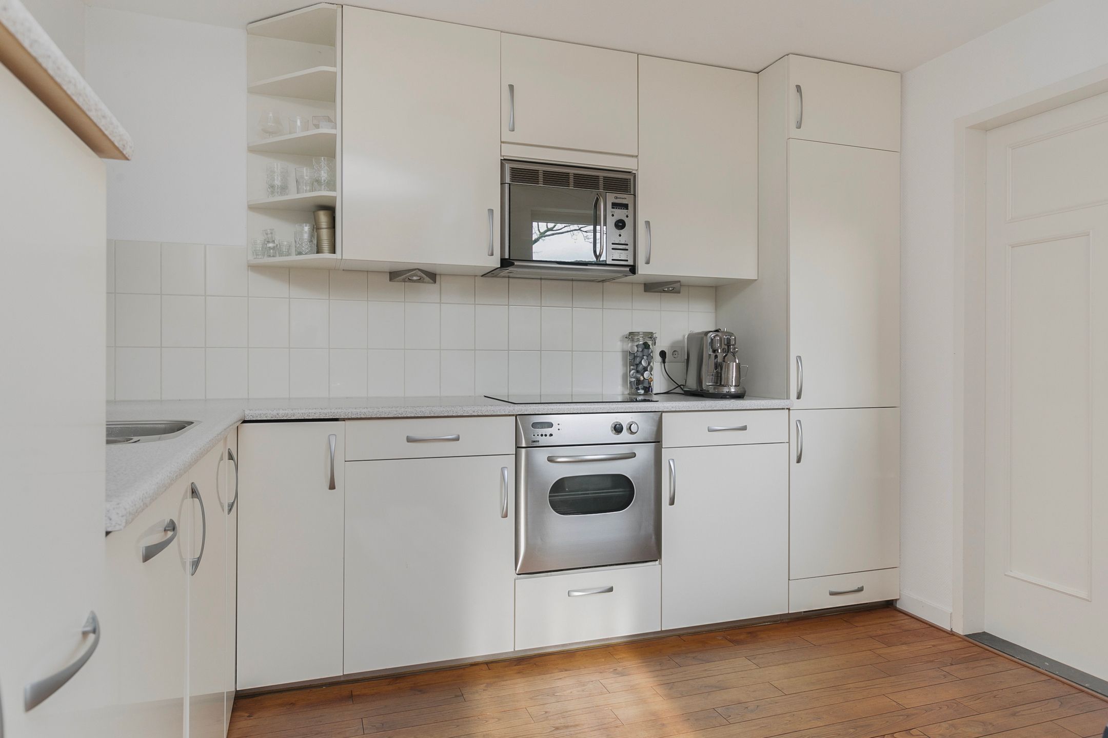 Foto 12 van Comm d Vos v Steenwijklaan 36