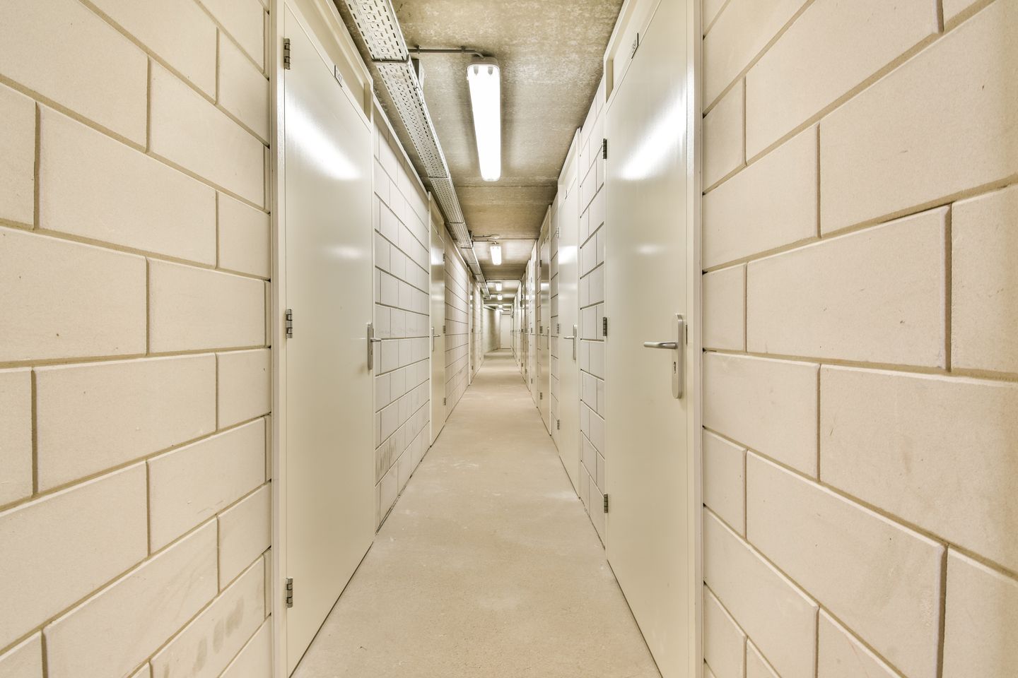 Foto 29 van Willem Frederik Hermansstraat 147