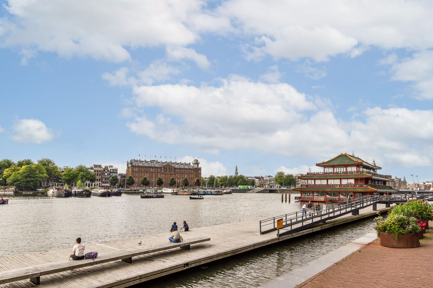 Foto 35 van Willem Frederik Hermansstraat 147