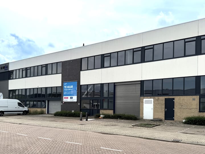 Pampuslaan 81, Weesp