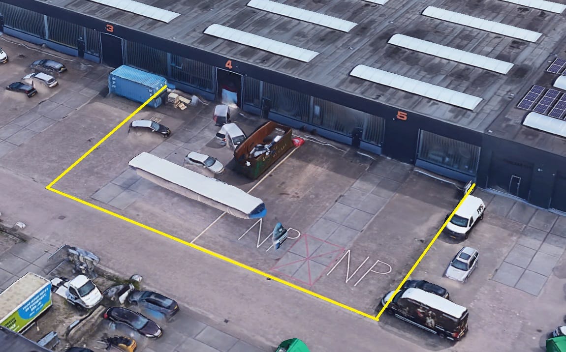 View photo 3 of Pampuslaan 81