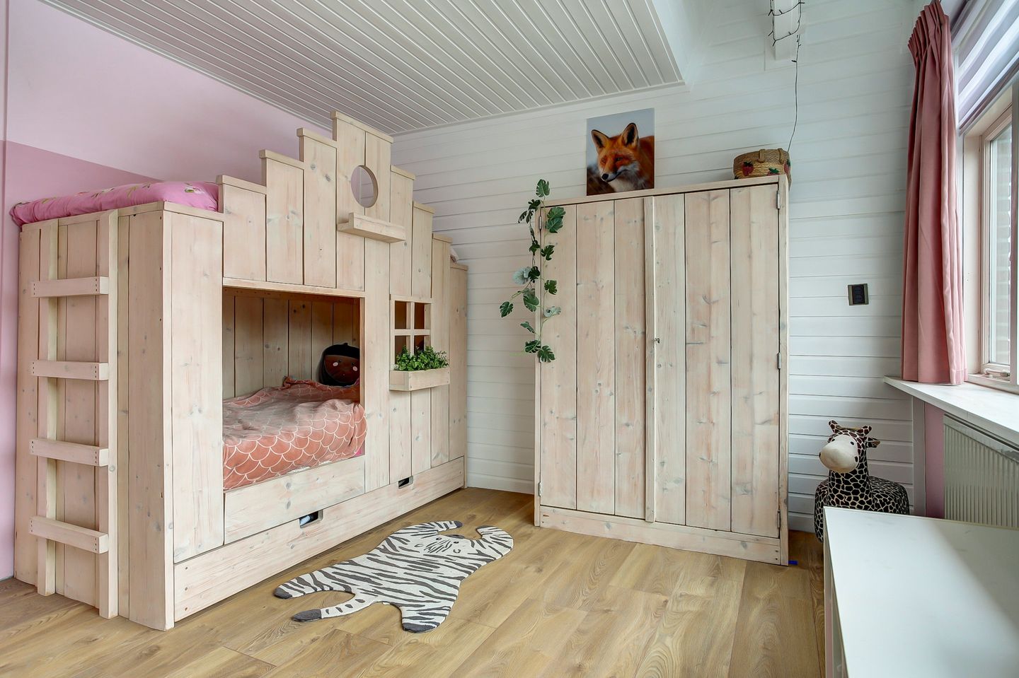 Photo 20 of Jekerstraat 40