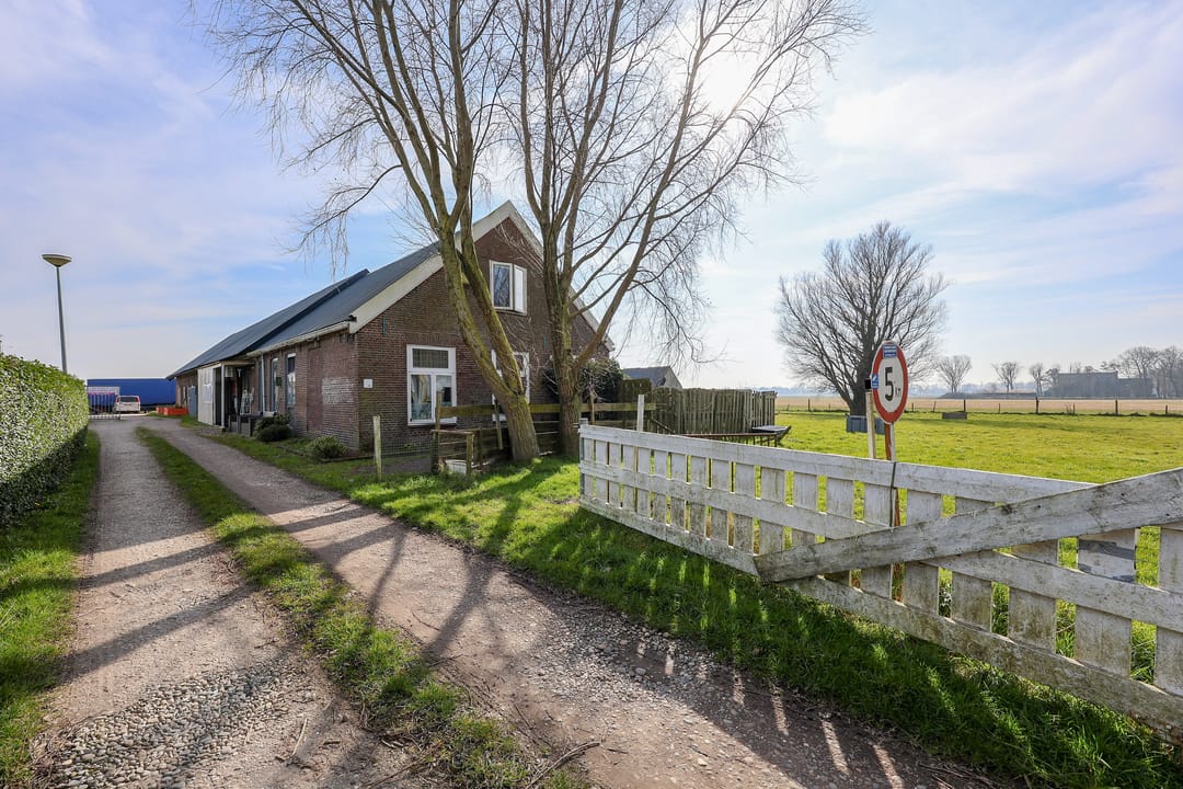 Foto 2 van Hoofdweg 440