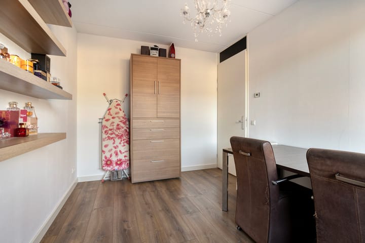 Foto 30 van Glazenmaker 46