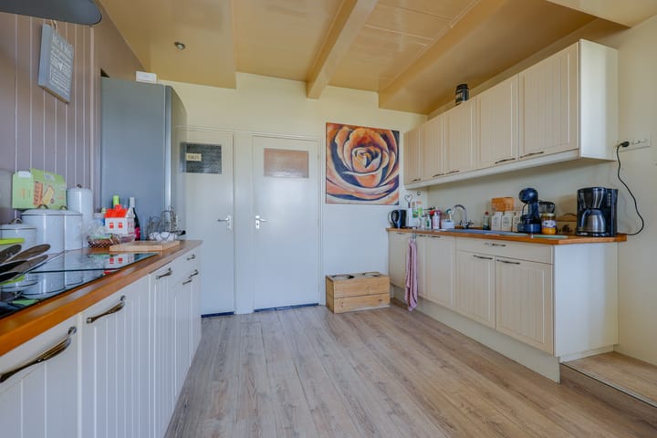 Vrijstaande woning te koop: Hoofdweg 440, Hoofddorp