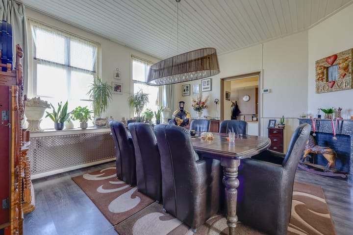 Vrijstaande woning te koop: Hoofdweg 440, Hoofddorp