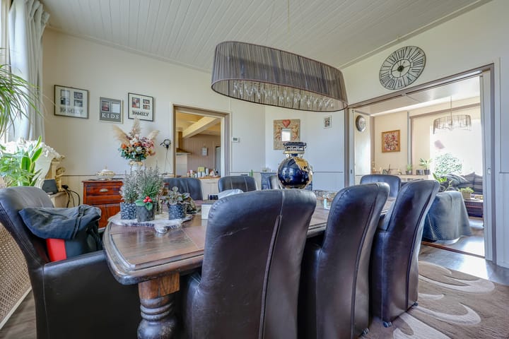 Vrijstaande woning te koop: Hoofdweg 440, Hoofddorp