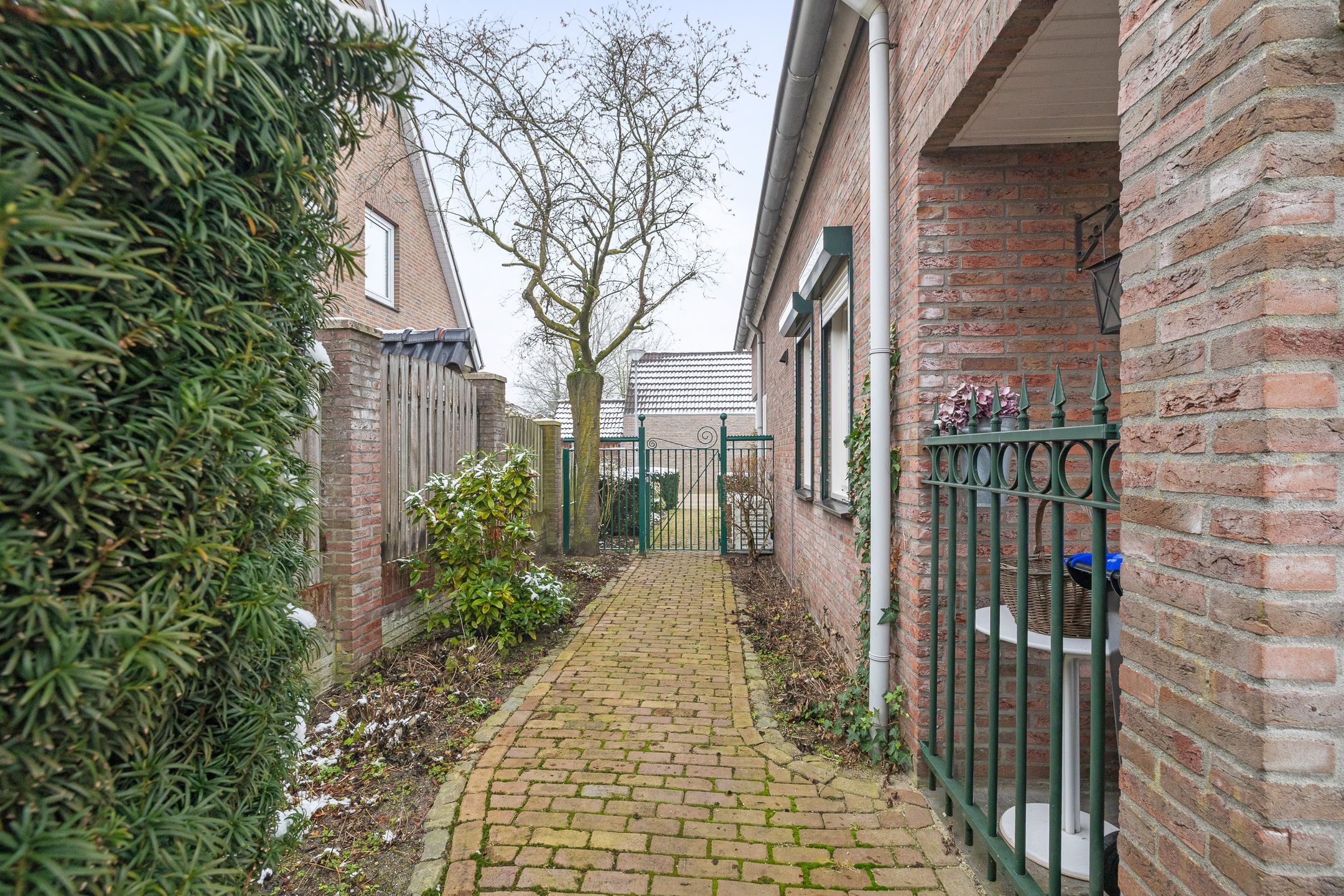 Photo 33 of Middenveld 18