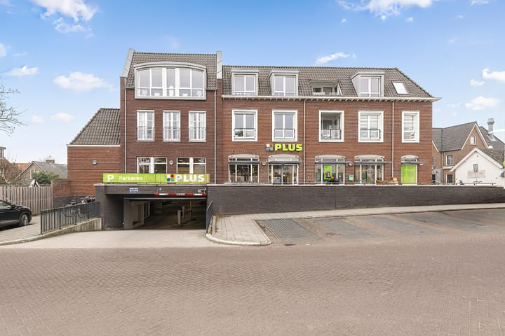 Photo 3 of Herman Kuijkstraat 45-6