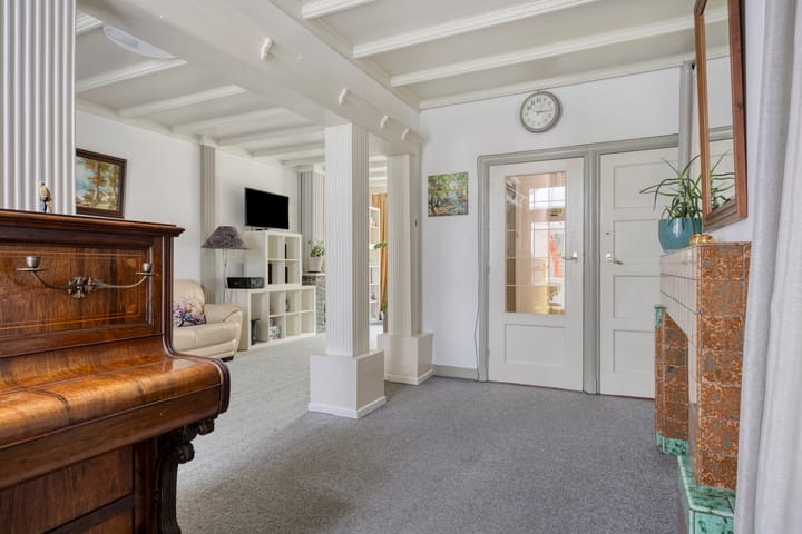 Foto 4 van Loveren 12