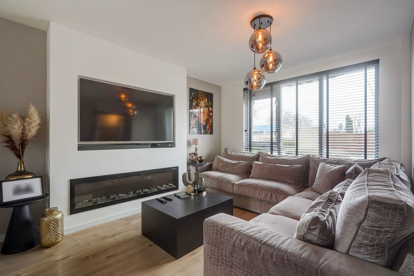 Foto 5 van Electrablauw 6