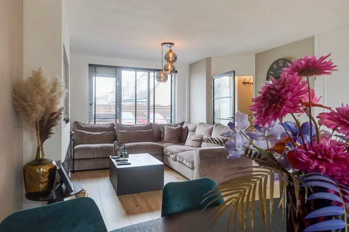 Photo 7 of Electrablauw 6