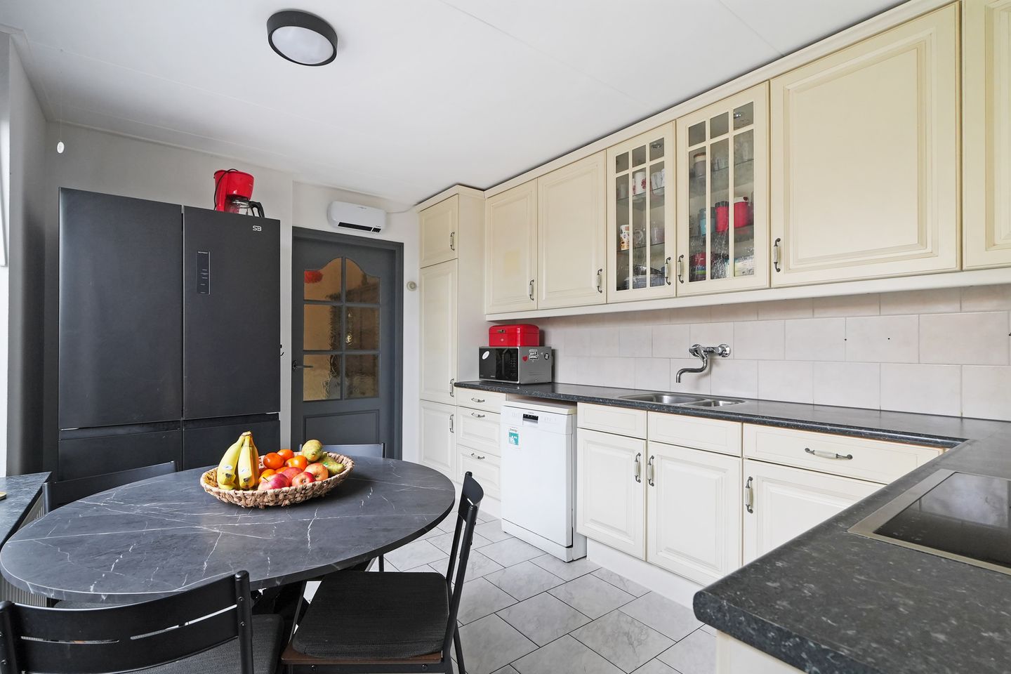 Foto 14 van Esdoornstraat 56