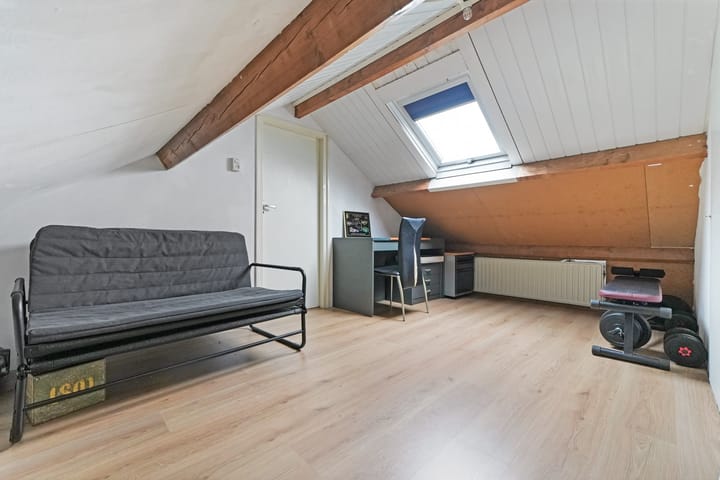 Photo 28 of Esdoornstraat 56