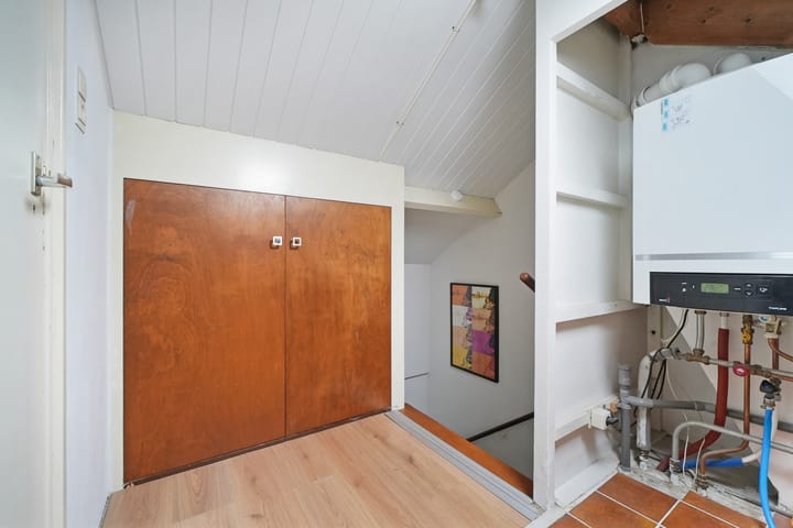 Photo 30 of Esdoornstraat 56