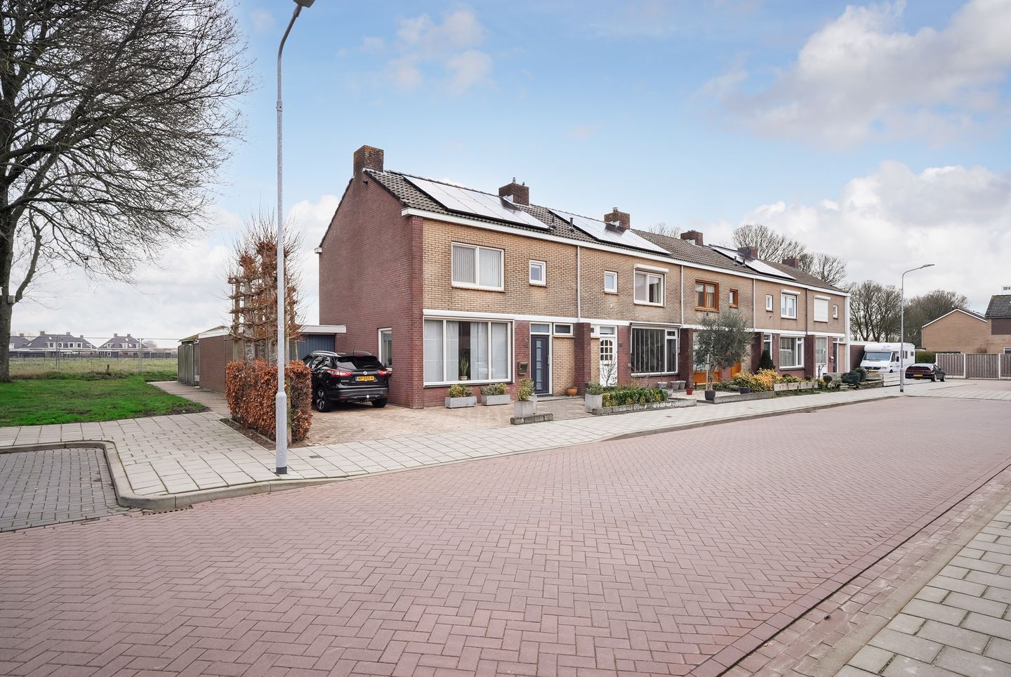 Foto 35 van Esdoornstraat 56