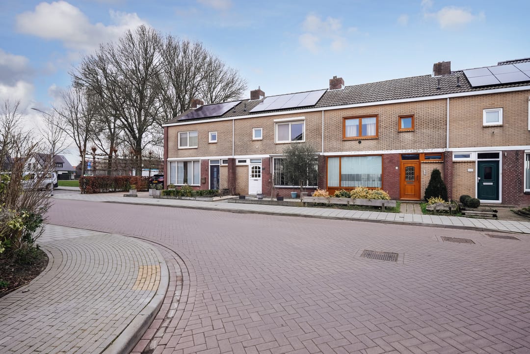 Foto 37 van Esdoornstraat 56