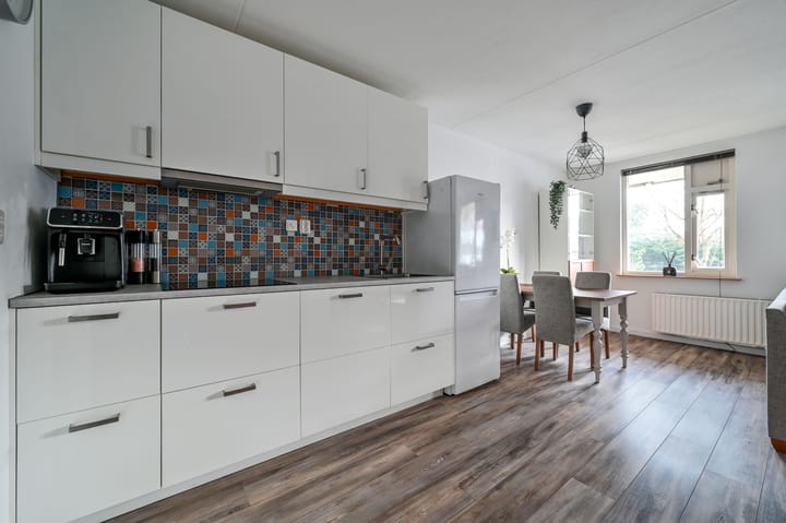 Foto 4 van Thomsonstraat 146