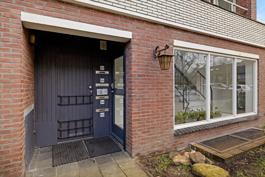 Photo 2 of Aagje Dekenlaan 28