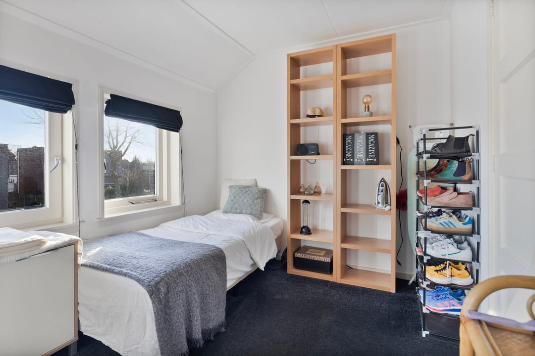 Foto 16 van Azaleastraat 9