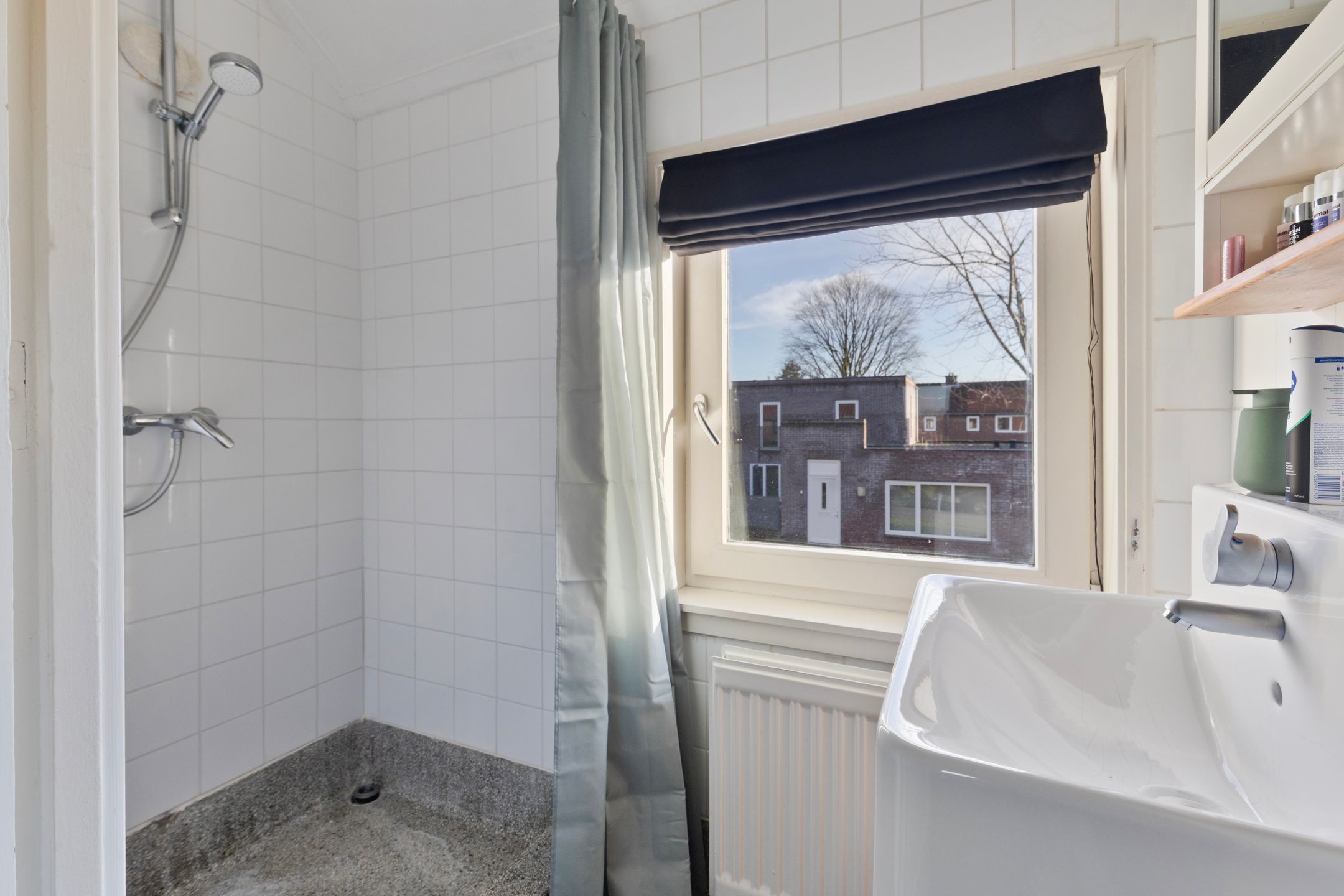 Foto 18 van Azaleastraat 9