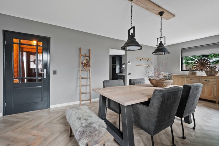 Photo 16 of Anker 39