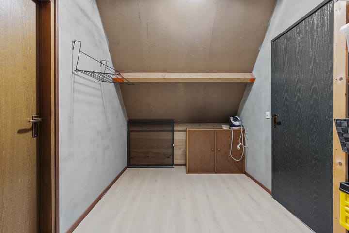 Photo 38 of Anker 39