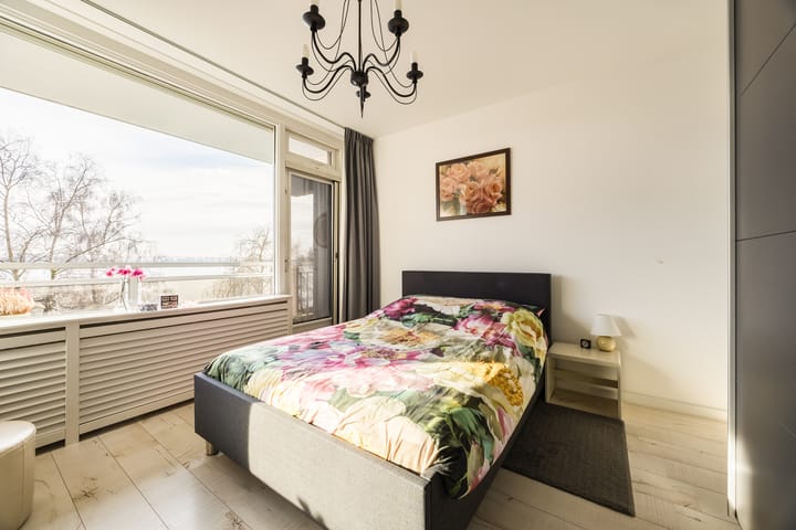 Foto 18 van Saffierstraat 21