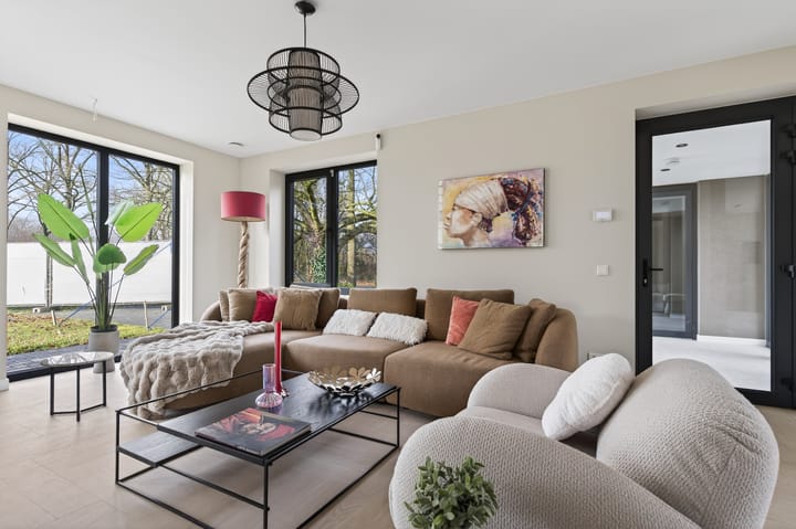 Photo 10 of Hof van Welleveld 1