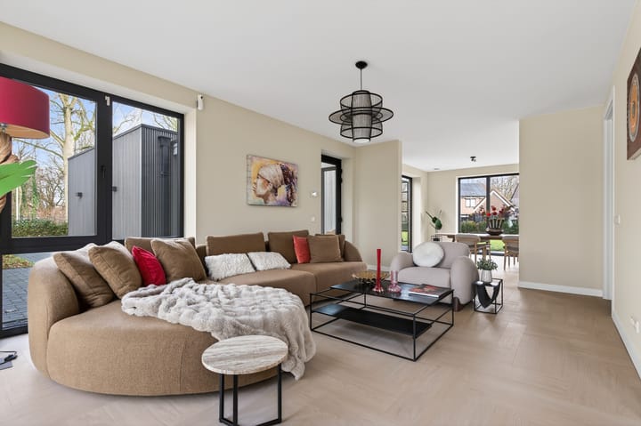 Photo 11 of Hof van Welleveld 1