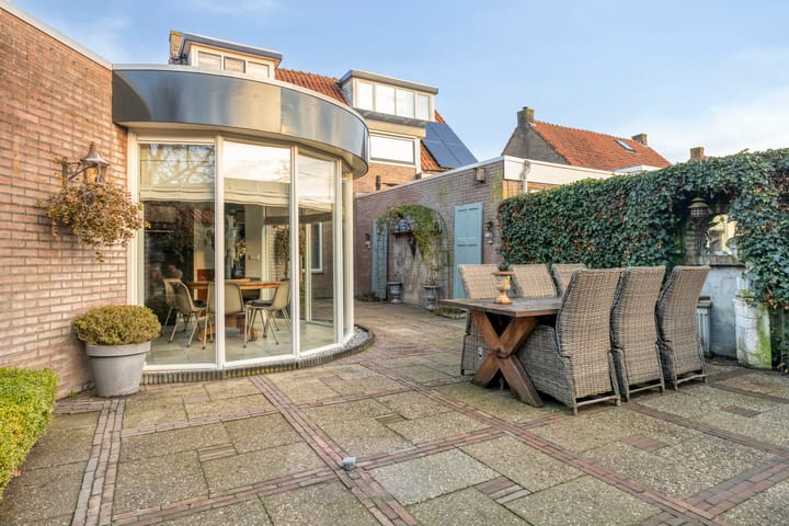 Foto 32 van Moleneindstraat 49