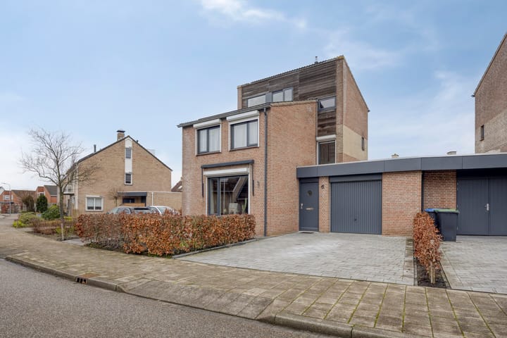 Photo 2 of Beethovenlaan 83