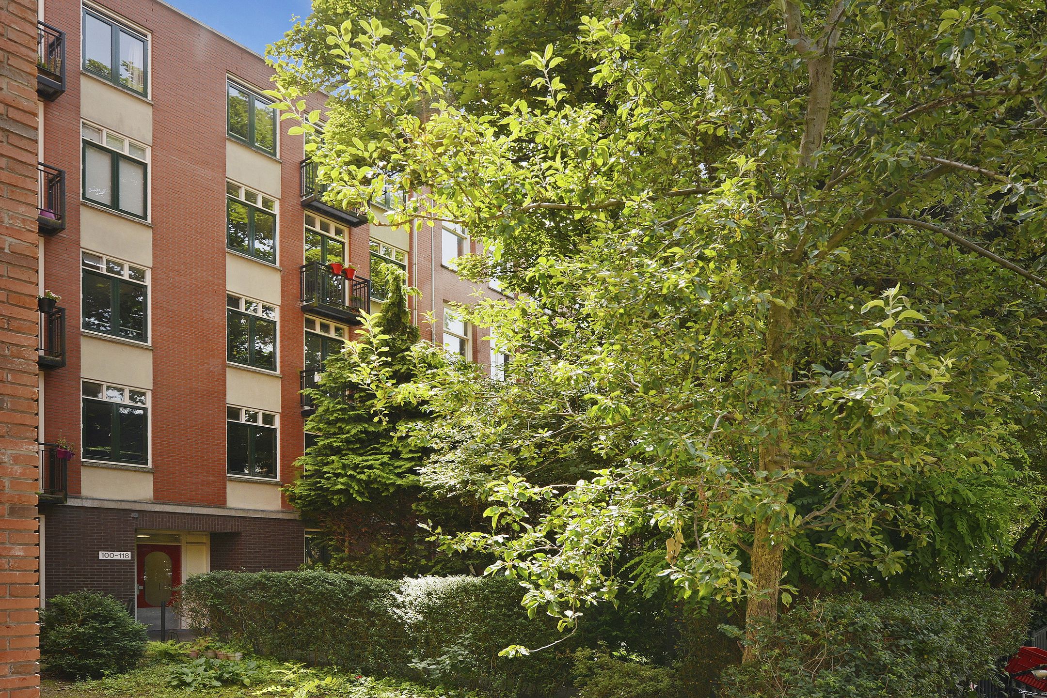 Foto 15 van Grensstraat 104