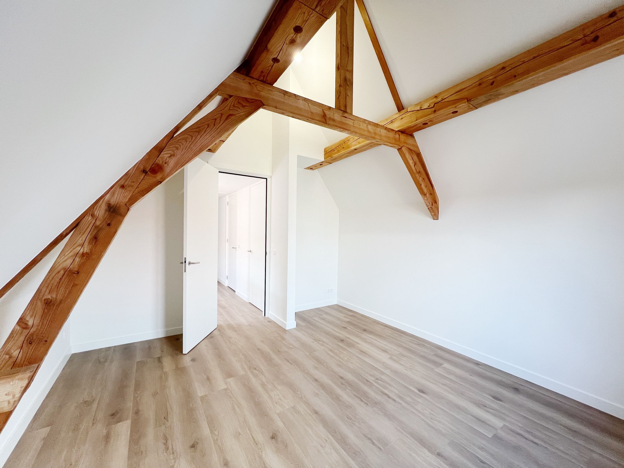 Foto 27 van Mient 22-A