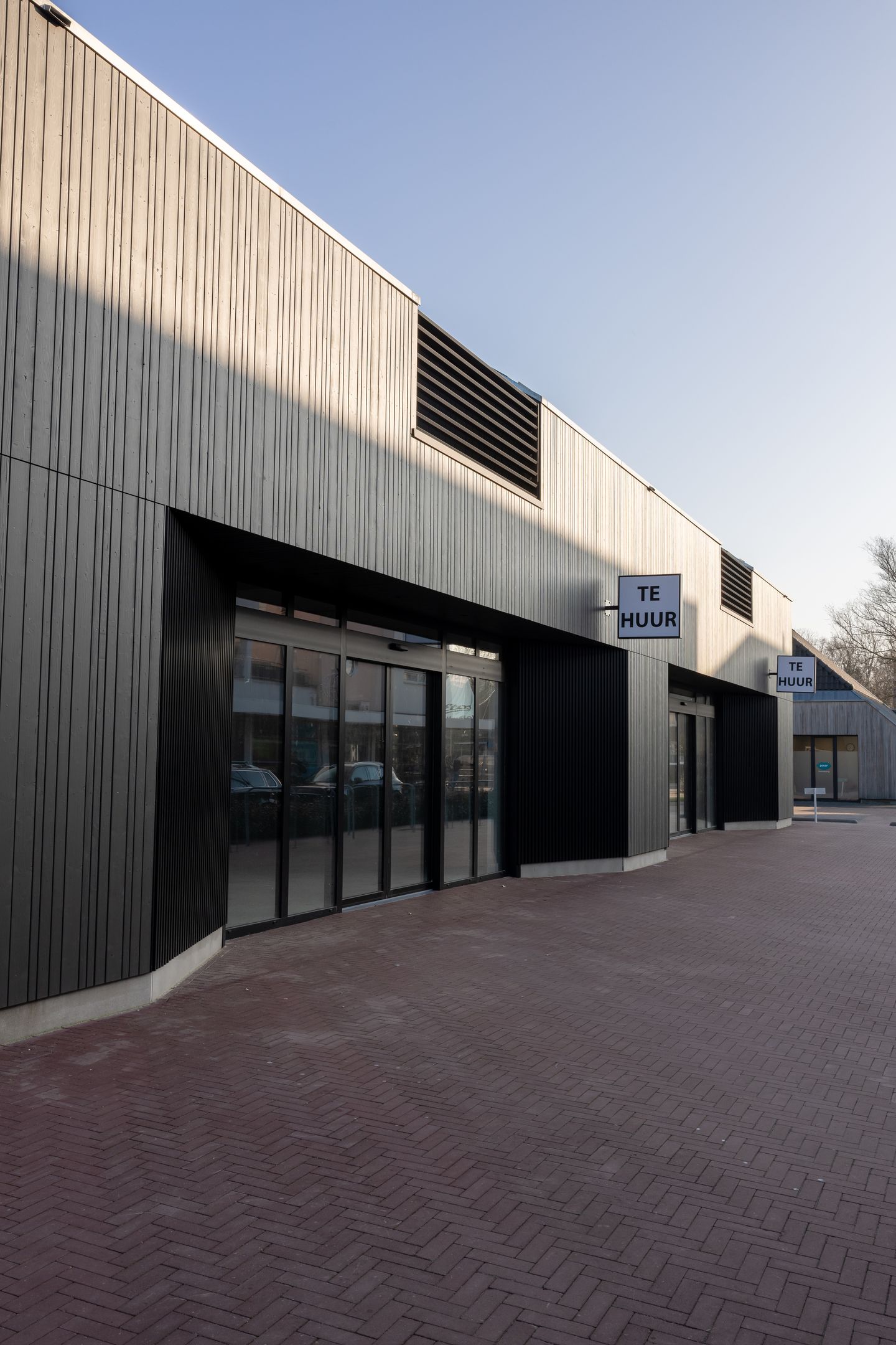 View photo 3 of Hoofdweg 208-2