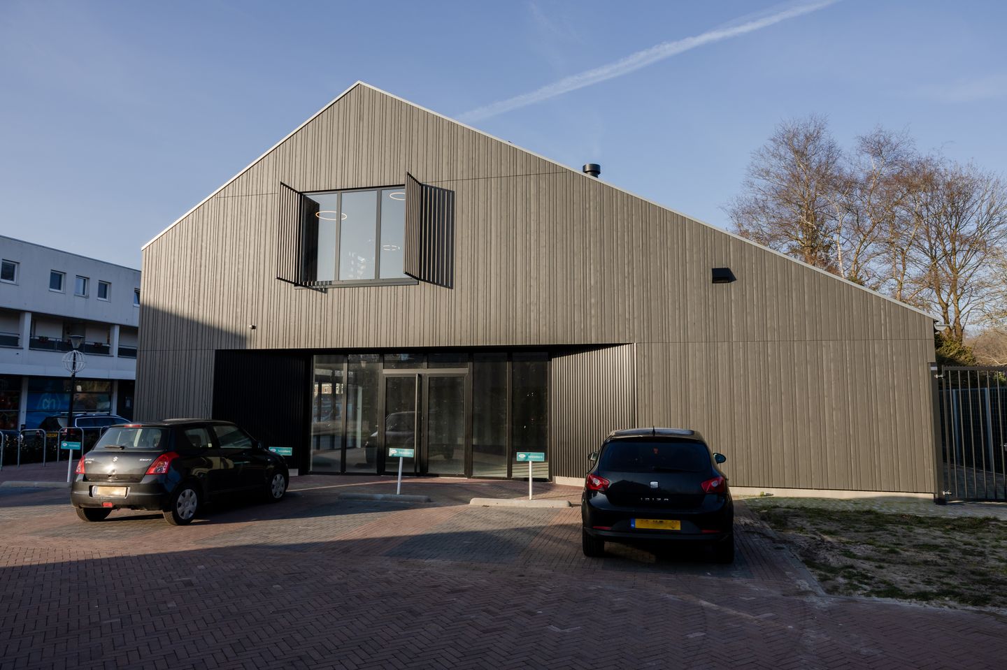 View photo 4 of Hoofdweg 208-3