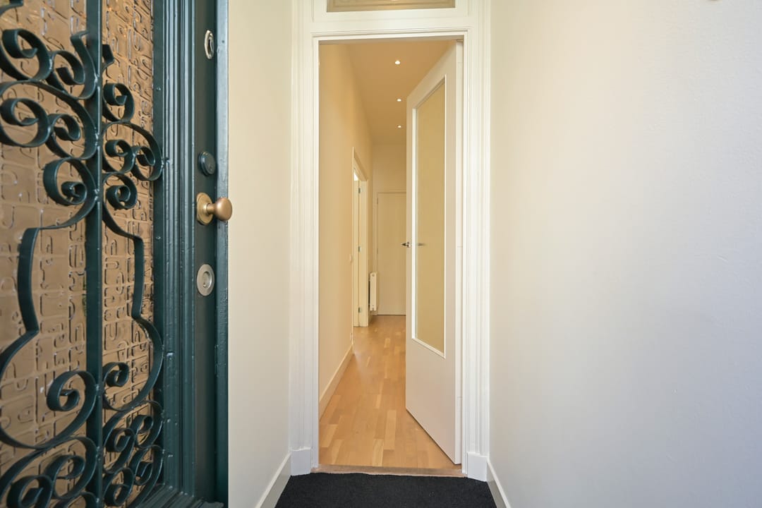 Photo 8 of Obrechtstraat 366