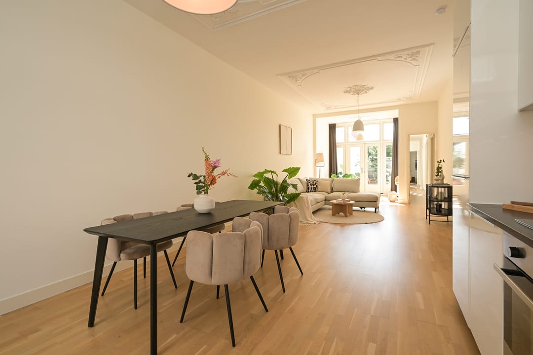 Photo 17 of Obrechtstraat 366