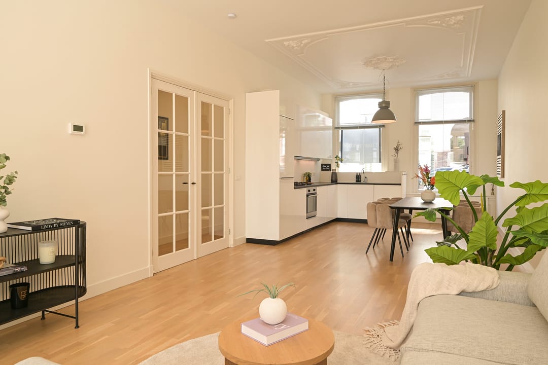 Photo 22 of Obrechtstraat 366