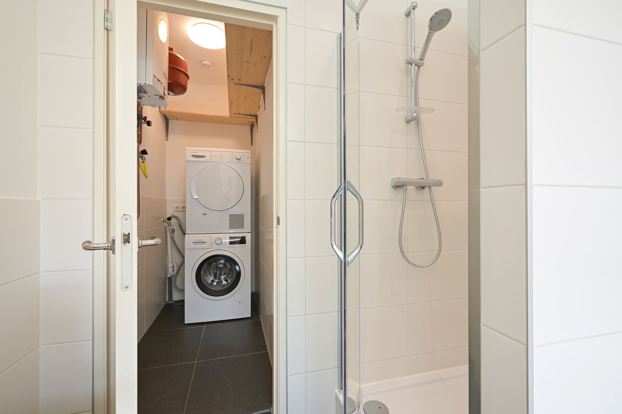 Photo 33 of Obrechtstraat 366