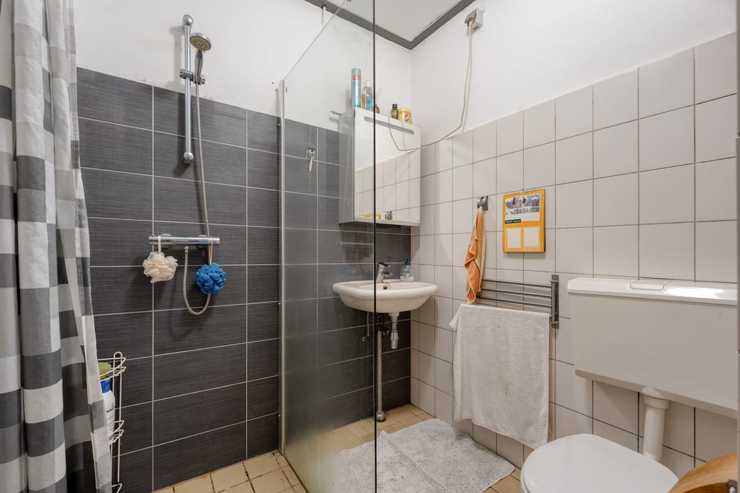 Photo 17 of Rossinistraat 42