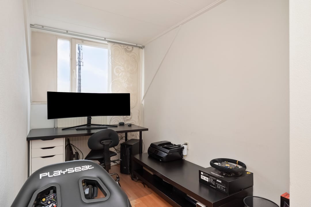 Photo 22 of Burg. Coonenplein 27