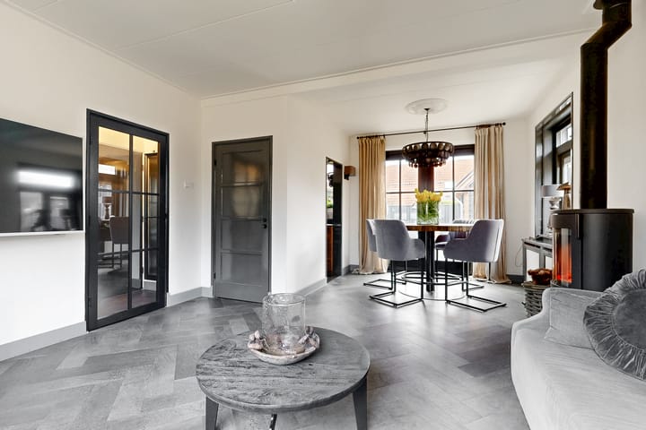 Foto 8 van Julianalaan 5